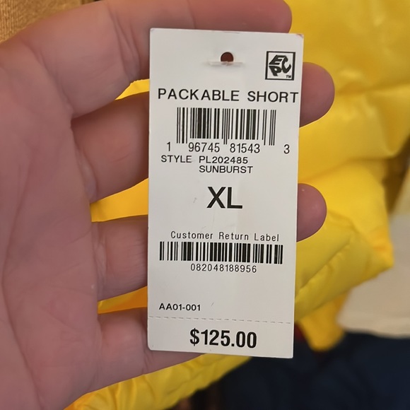 NWT Yellow Quilted Puffer Jacket - Picture 14 of 15